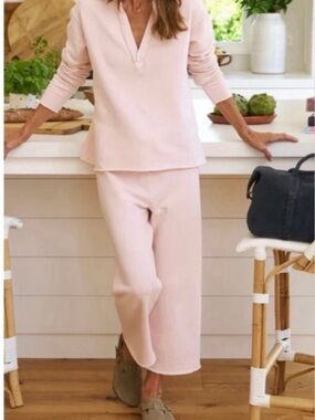 NWT Frank & Eileen M Antique Rose sweatpants triple fleece 24” inseam never worn